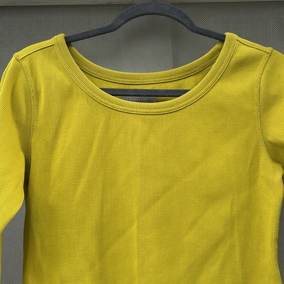 Top - Picture 2 of 5